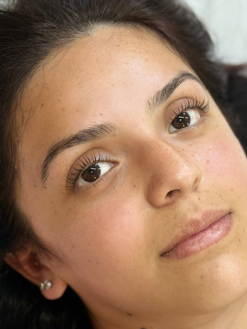 Lash Lift & Eyebrow Waxing
